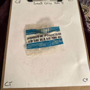 One GM 9440078 Nut Air Cleaner Stud  GM Part 12337882-88892574