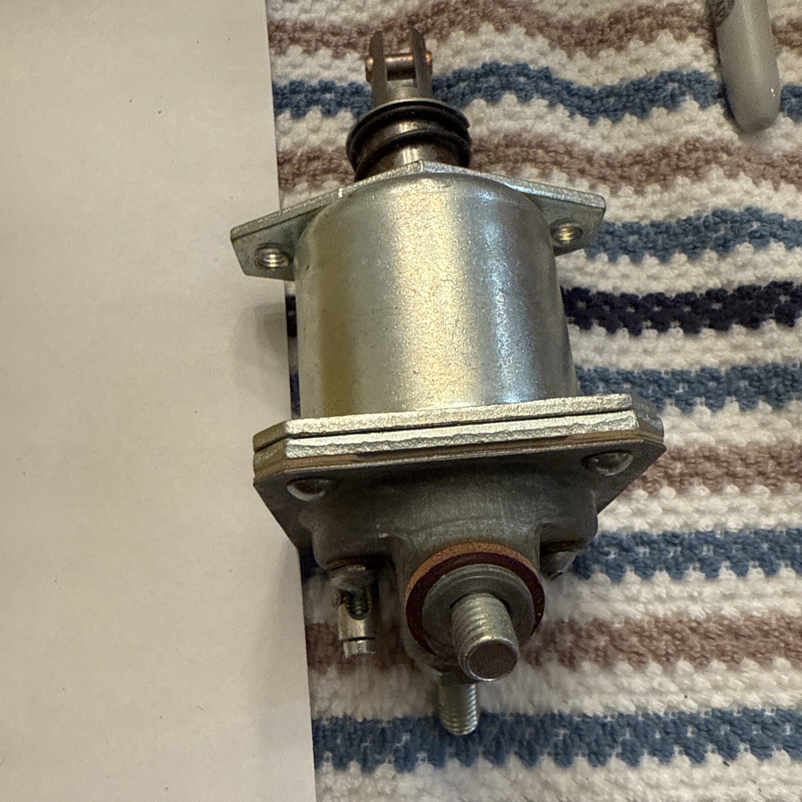 Porsche 356B VW Type 1 Starter Solenoid 6V New Bosch 0331300001 - Image 4