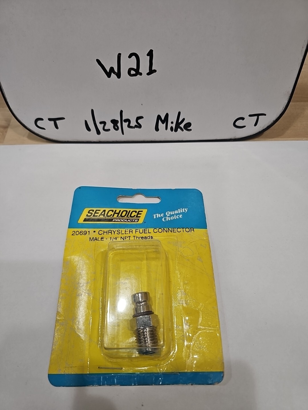 Seachoice 20691 Chrysler Fuel Connector - Male - 1/4 NPT