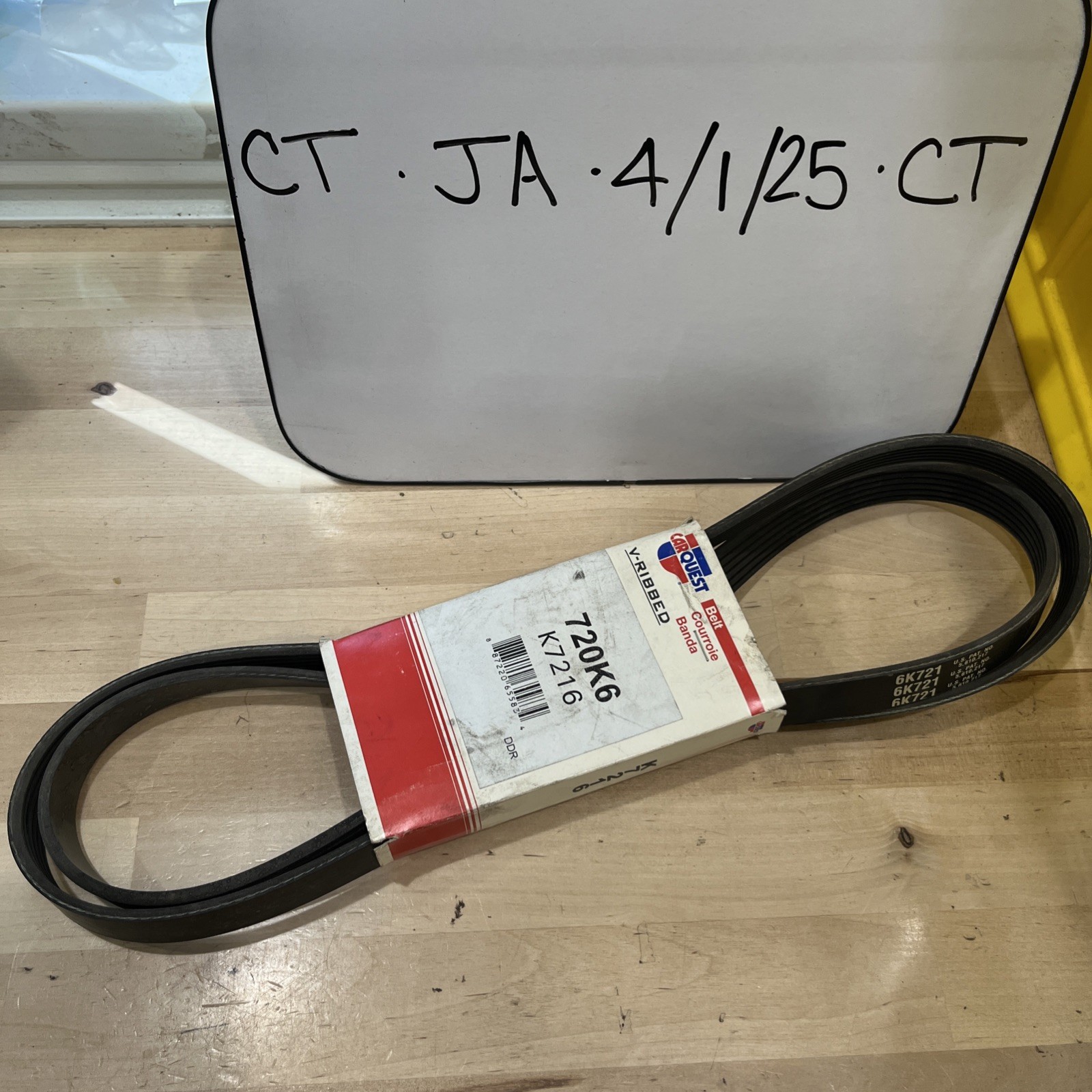 Serpentine V-Ribbed Belt CARQUEST/DRIVEWORKS K7216/720K6