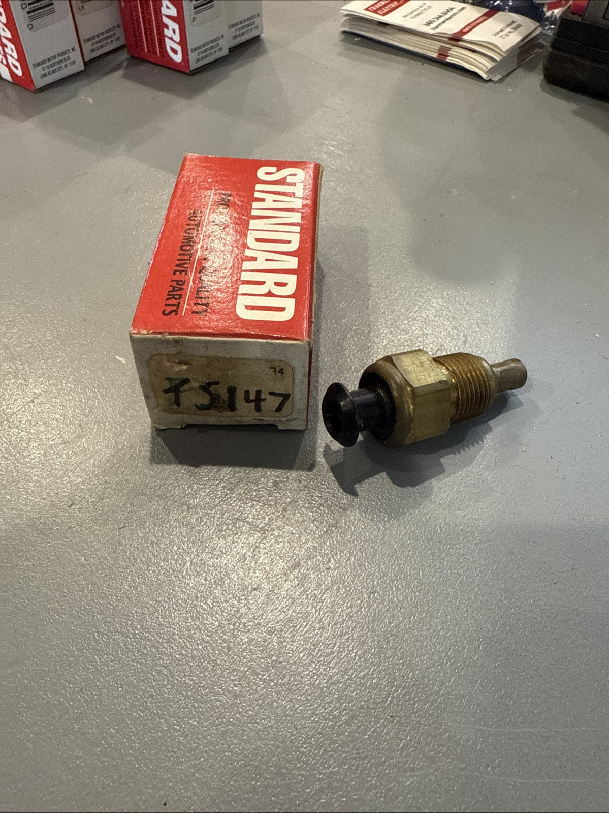 Standard Engine Coolant Temperature Switch Sender Sensor TS147