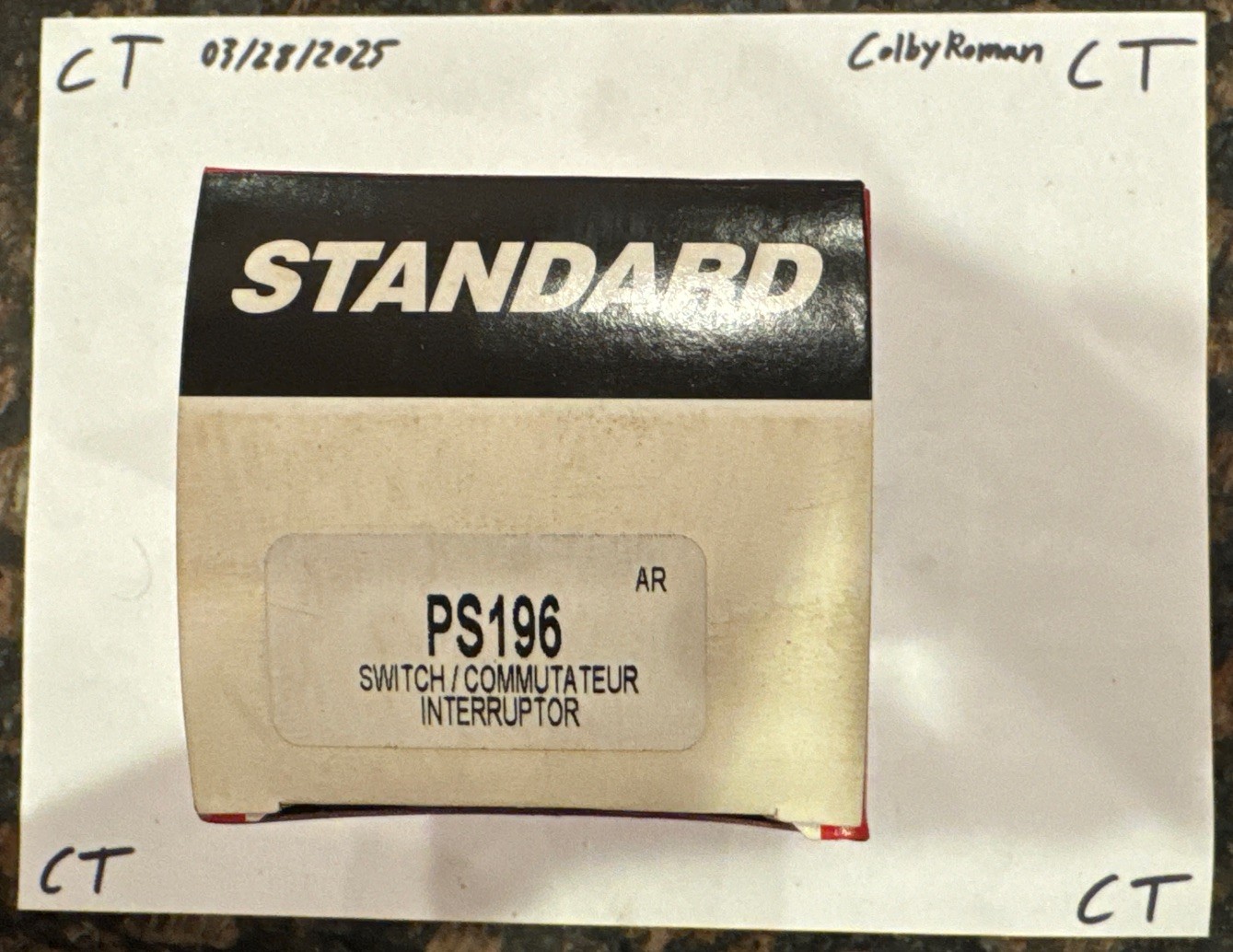 Standard Motor Products PS-196 Engine Oil Pressure Switch - Image 3