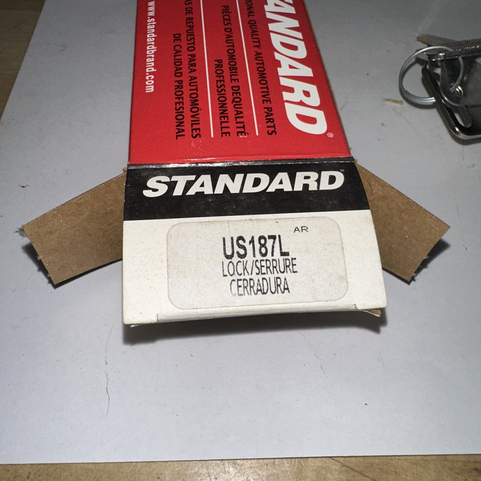 Standard Motor Products US187L Ignition Lock Cylinder & Keys - Image 3