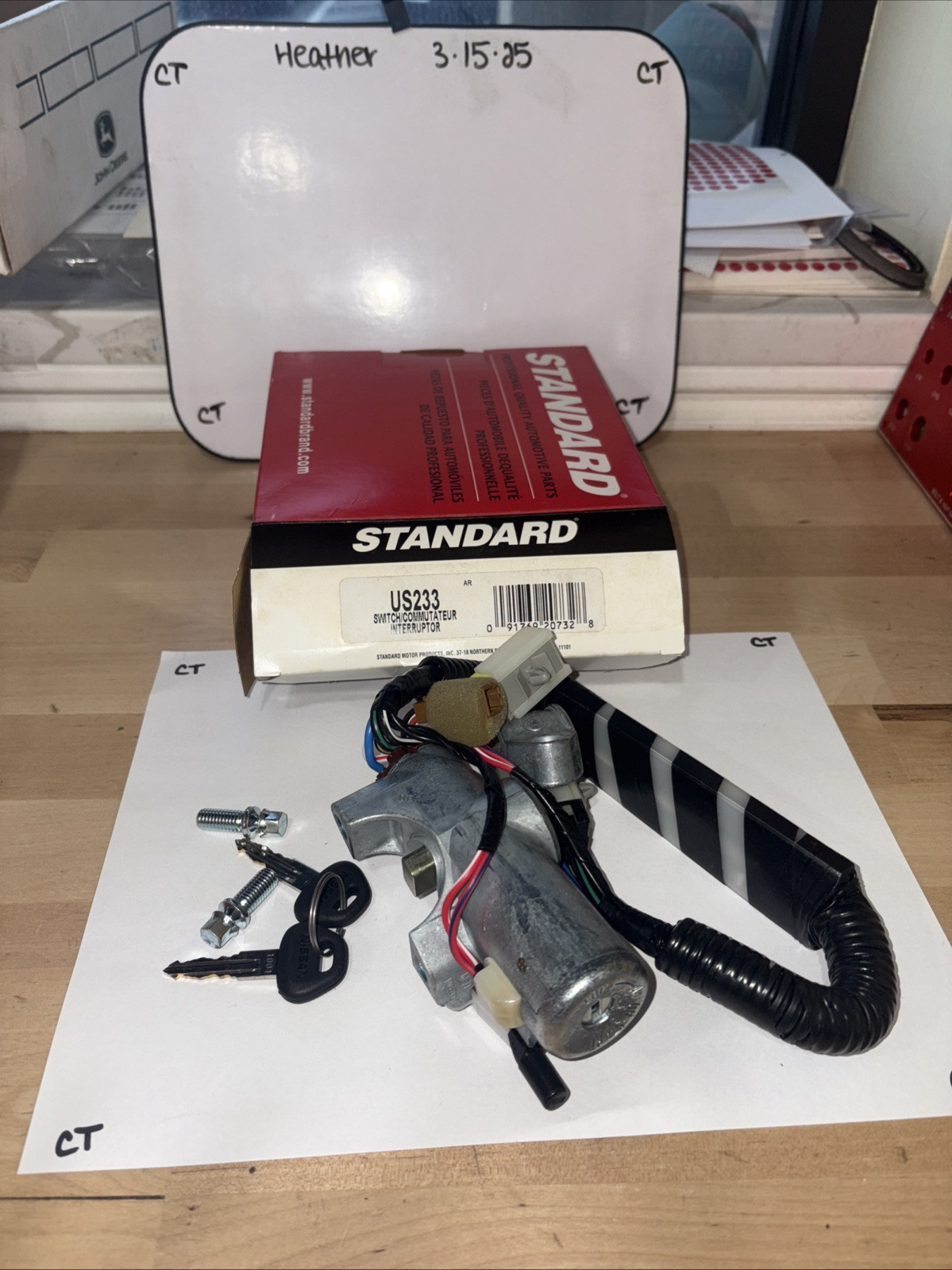 Standard Motor Products US233 Ignition Lock and Cylinder Switch