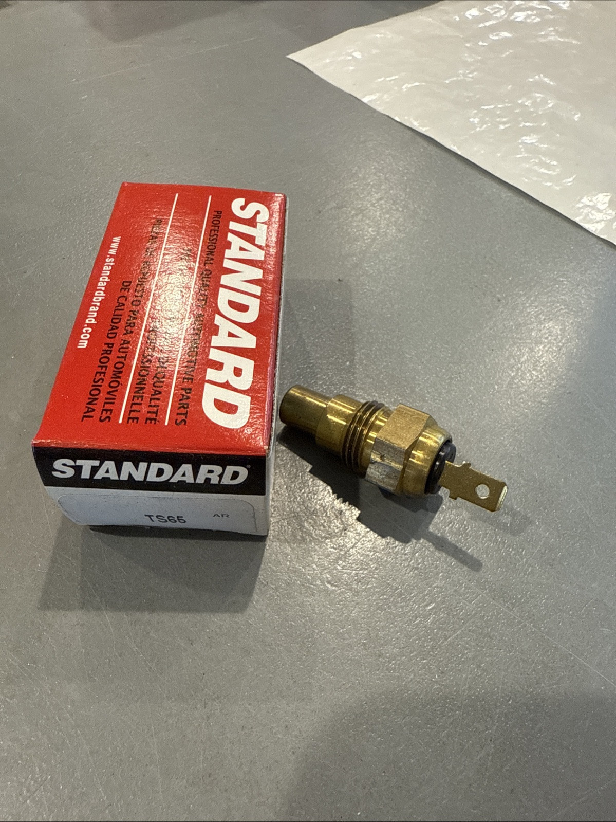 Standard TS65 Temperature Sending Unit fit Toyota '67-'80