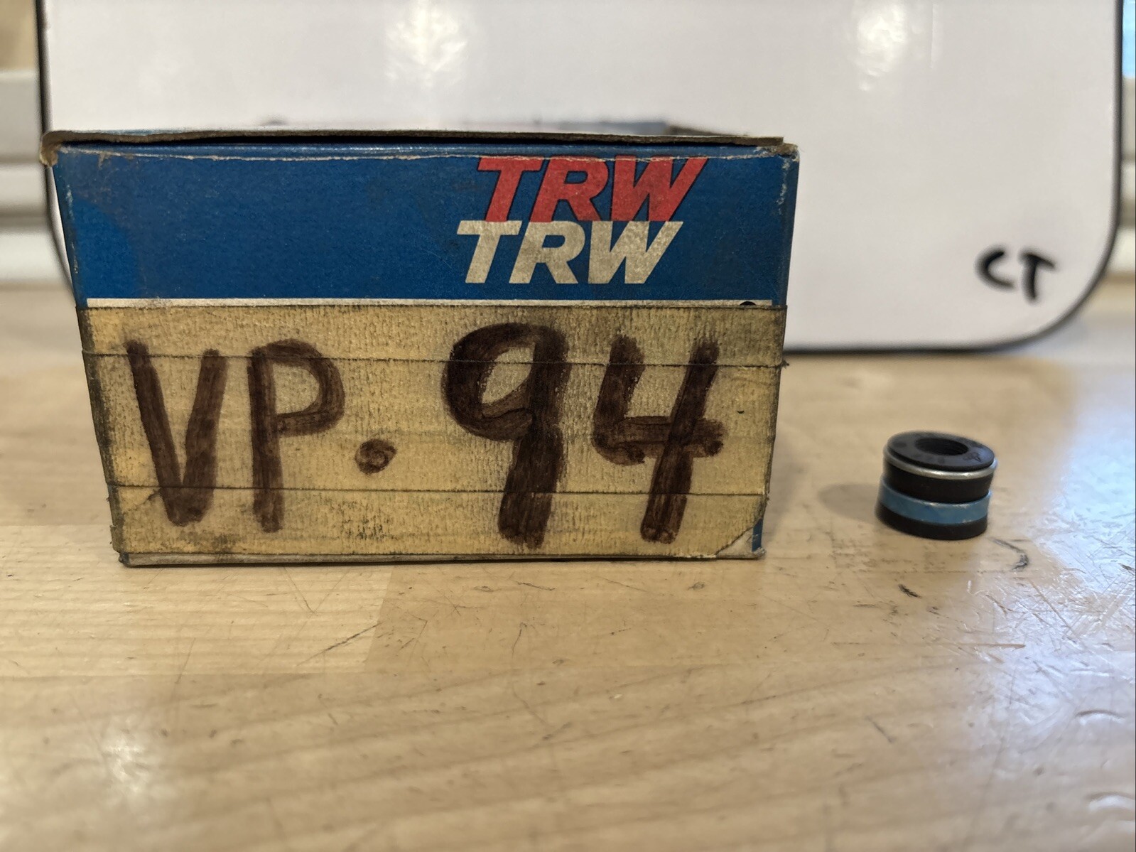 TWR Engine Valve Oil Seal VP-94 - Image 3