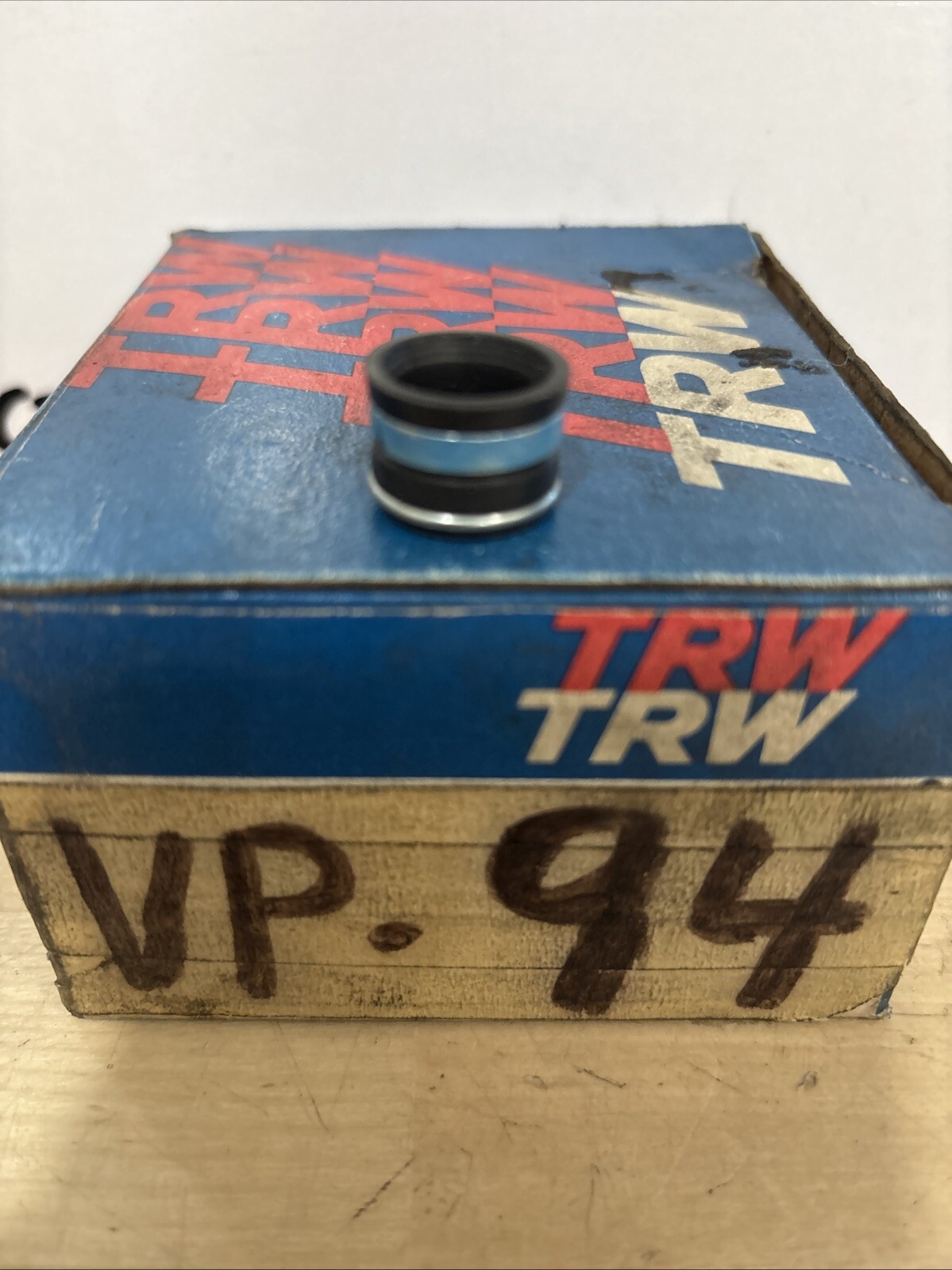 TWR Engine Valve Oil Seal VP-94 - Image 4