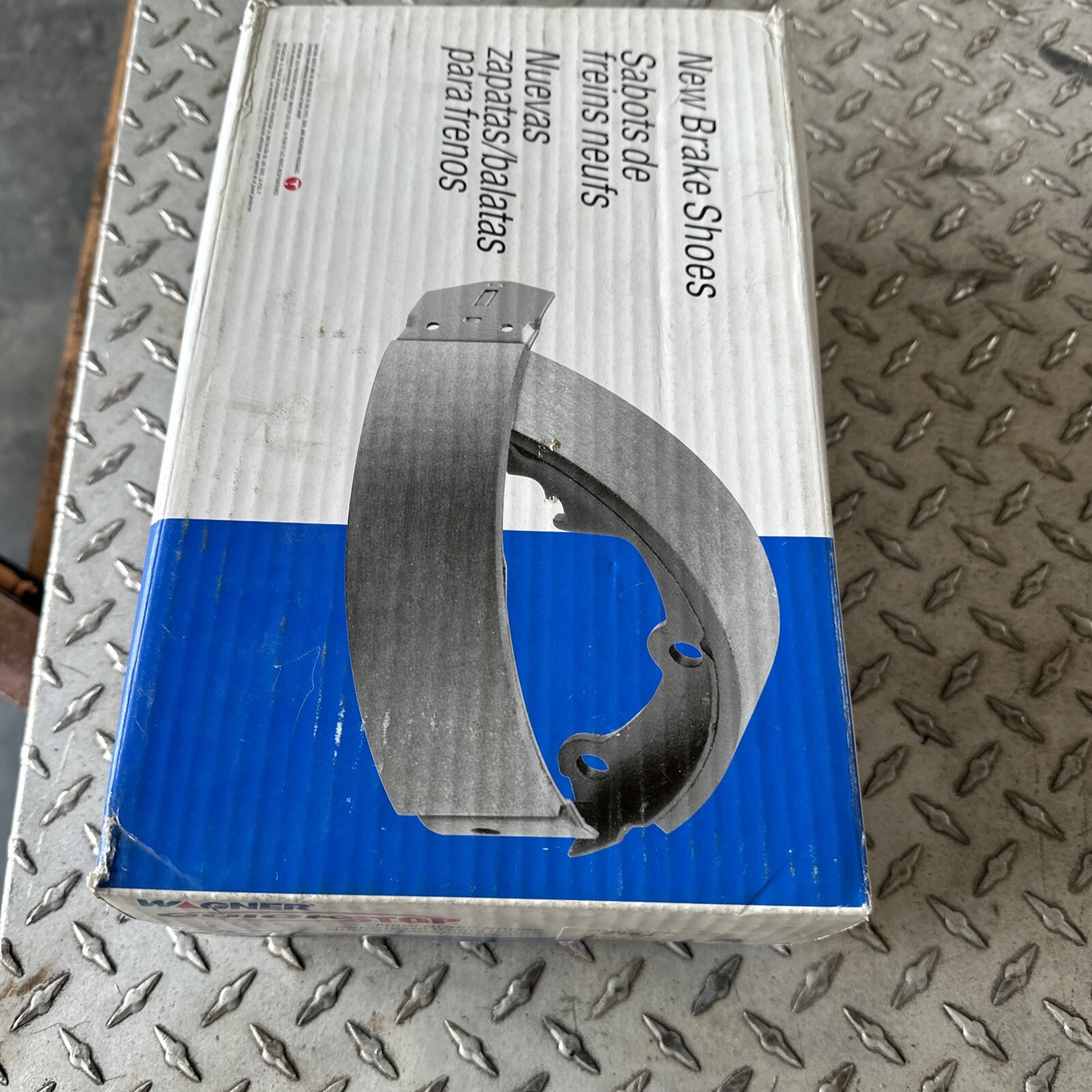 Wagner Z764 Wagner Brake Z764 Drum Brake Shoe - Image 3