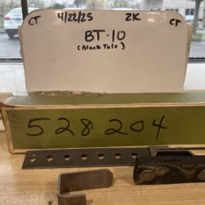 Walker Exhaust Hanger w/ Bracket 528204