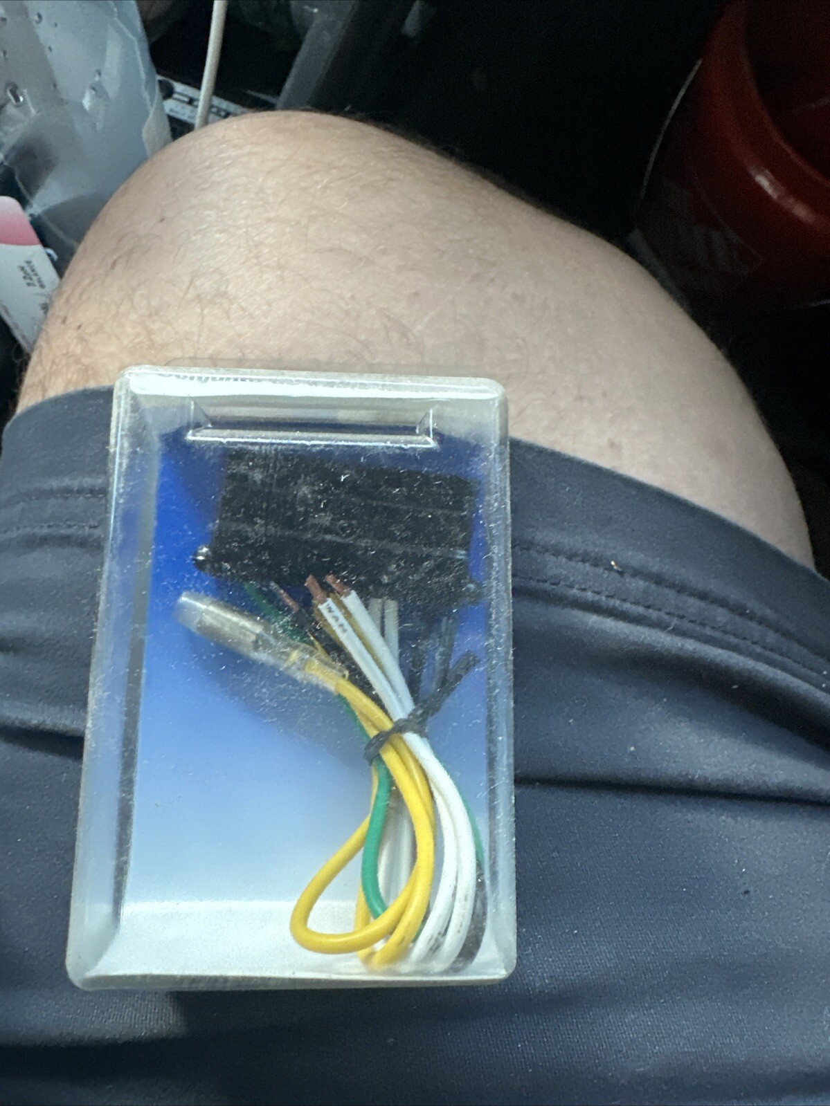 091769029340 Voltage Regulator Pigtail Connector Standard S-94 - Image 3