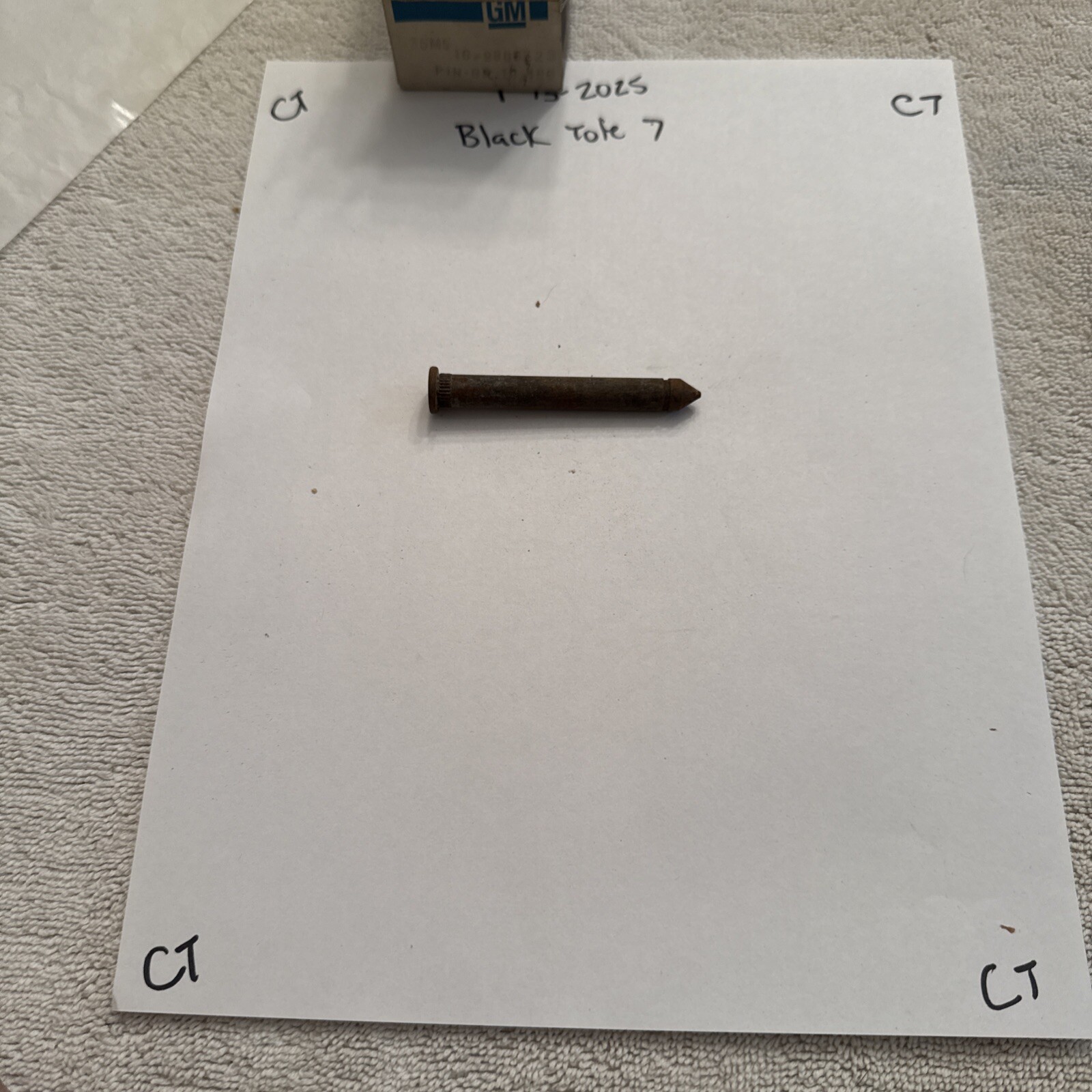 ( 1 ) Door Hinge Pin Genuine GM 9806723