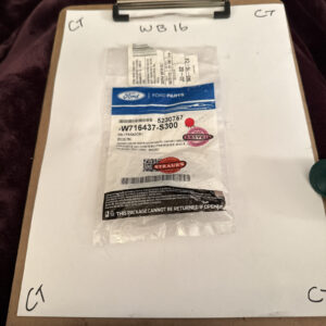 (1) EXPLORER F250 SUPDER DUTY SIDE COVER RETAINER CLIP PIN W716437-S300