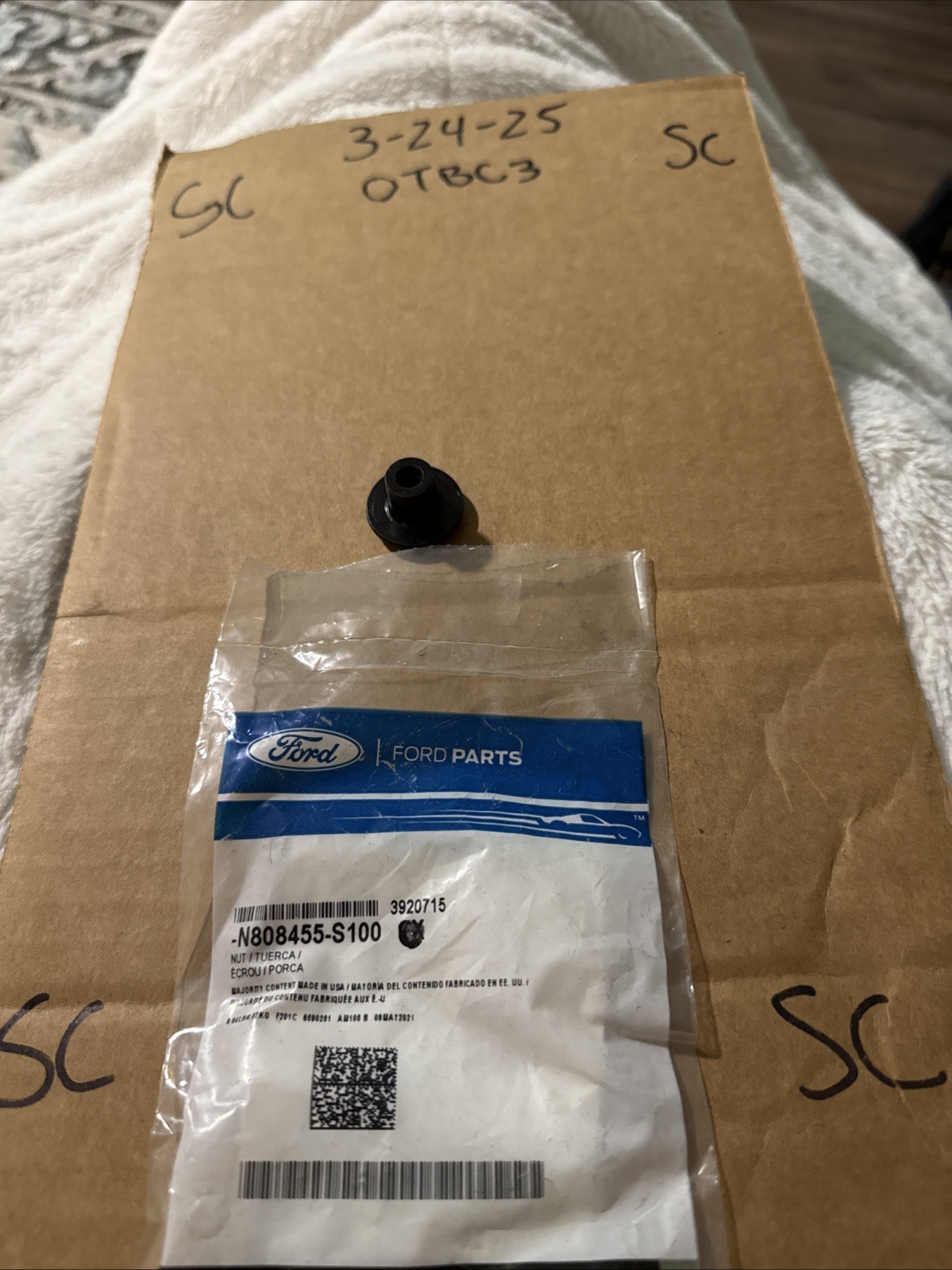 (1) Genuine Ford Nut Square N808455-S100