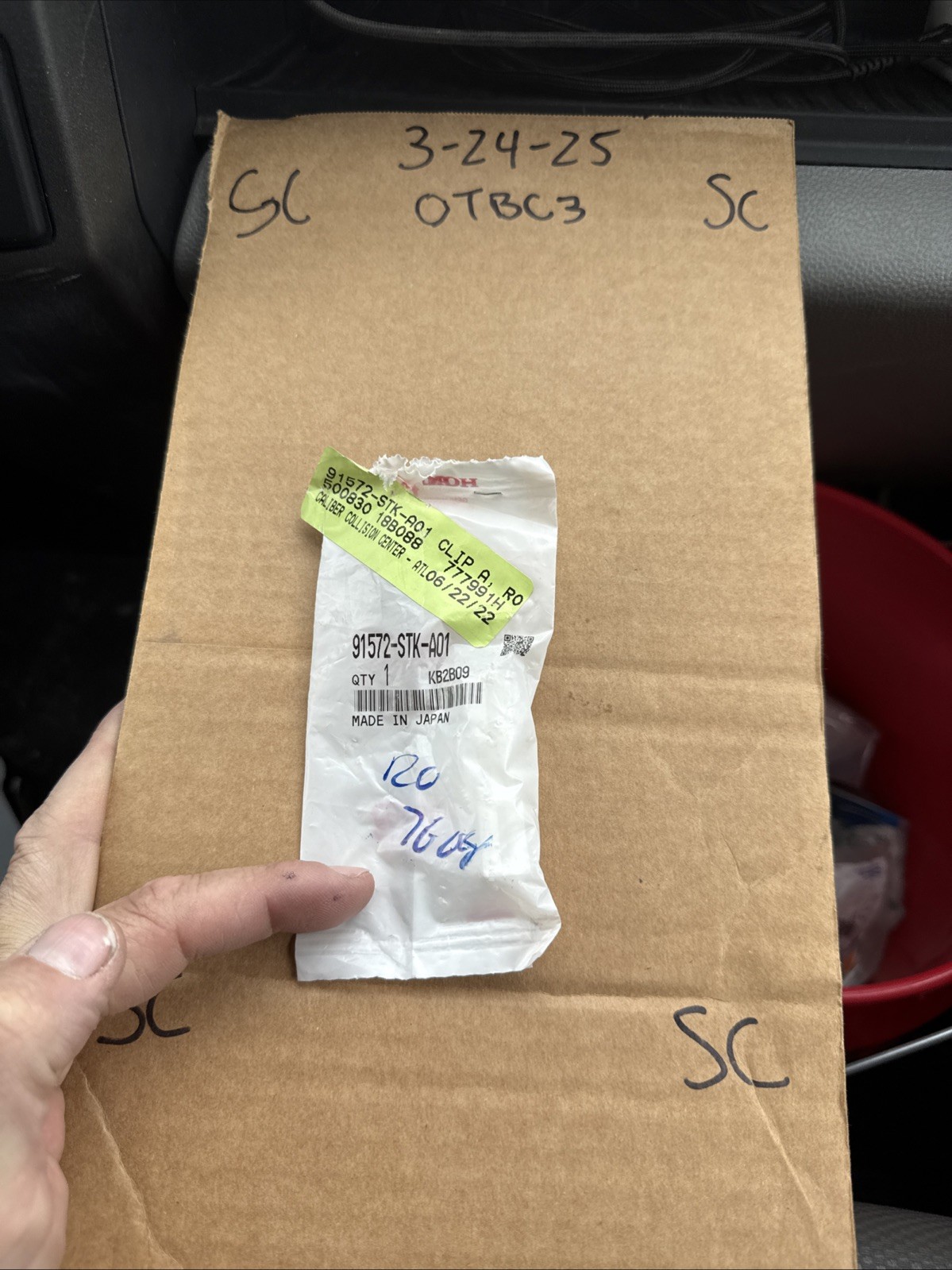 (1) Genuine Honda-Acura Clip A, Roof Molding 91572STKA01 / 91572-STK-A01 OEM NOS