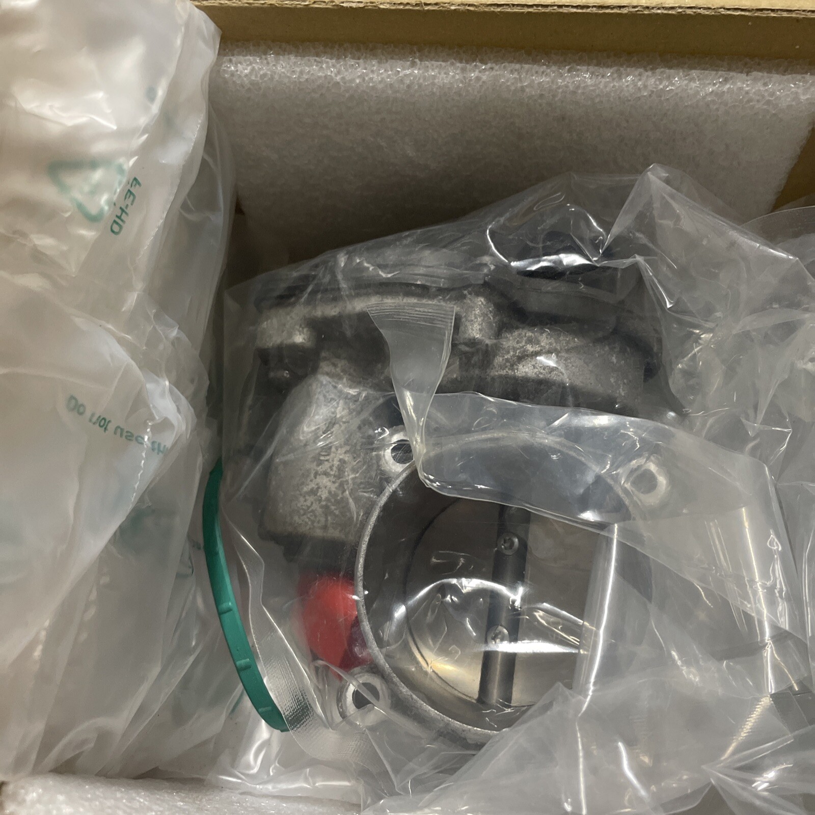 2010 Mercury Milan Throttle Body 3.0 Duralast TB1030D Running Condition - Image 4