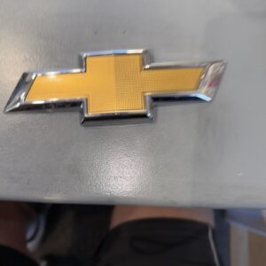 2018-2024 OEM GmRear Bowtie Emblem Gold Genuine OEM GM 23136673 Loose (1)