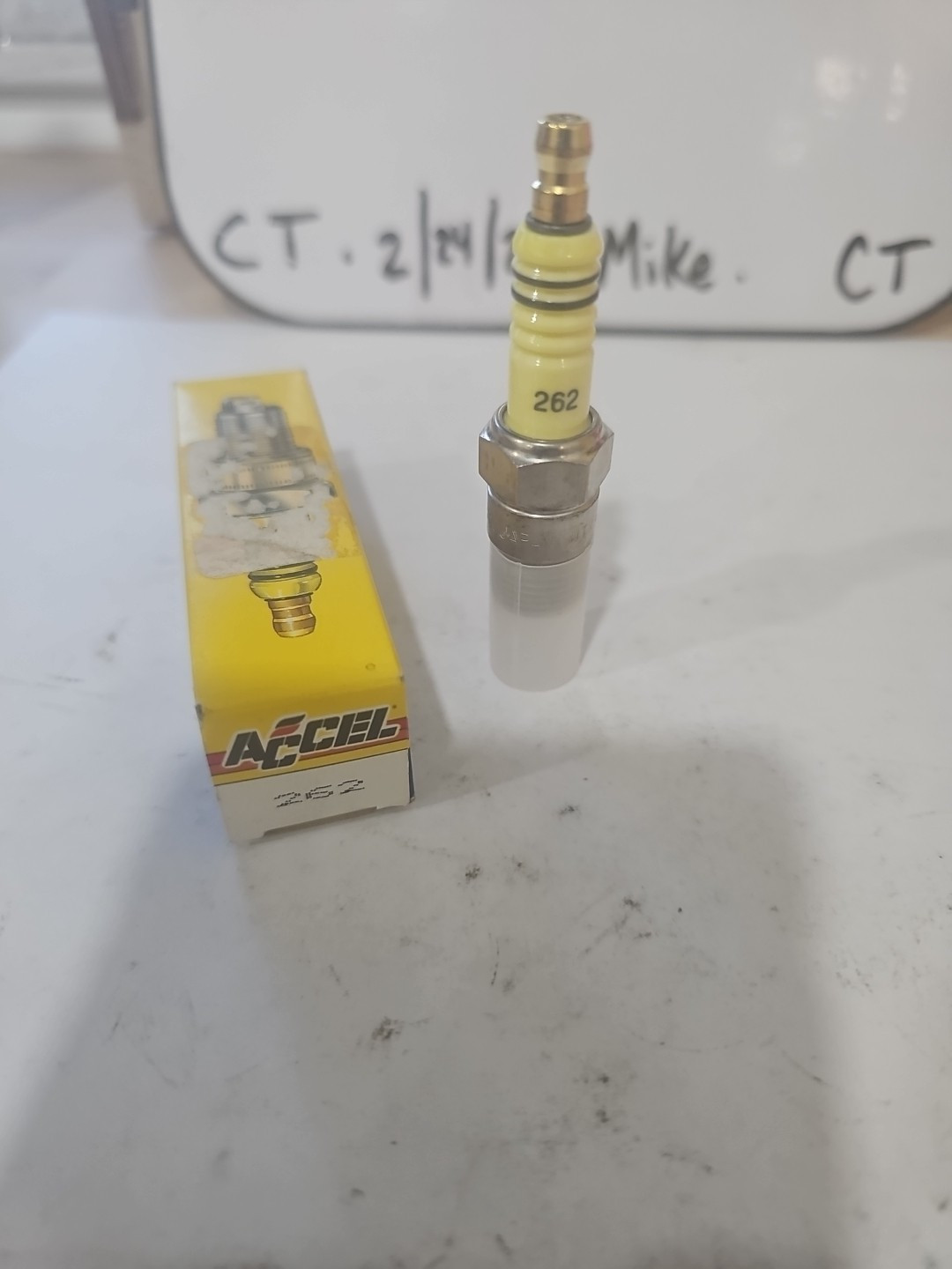 ACCEL SPARK PLUG # 262 FITS 1990s ford f-150,250,350 - Image 3