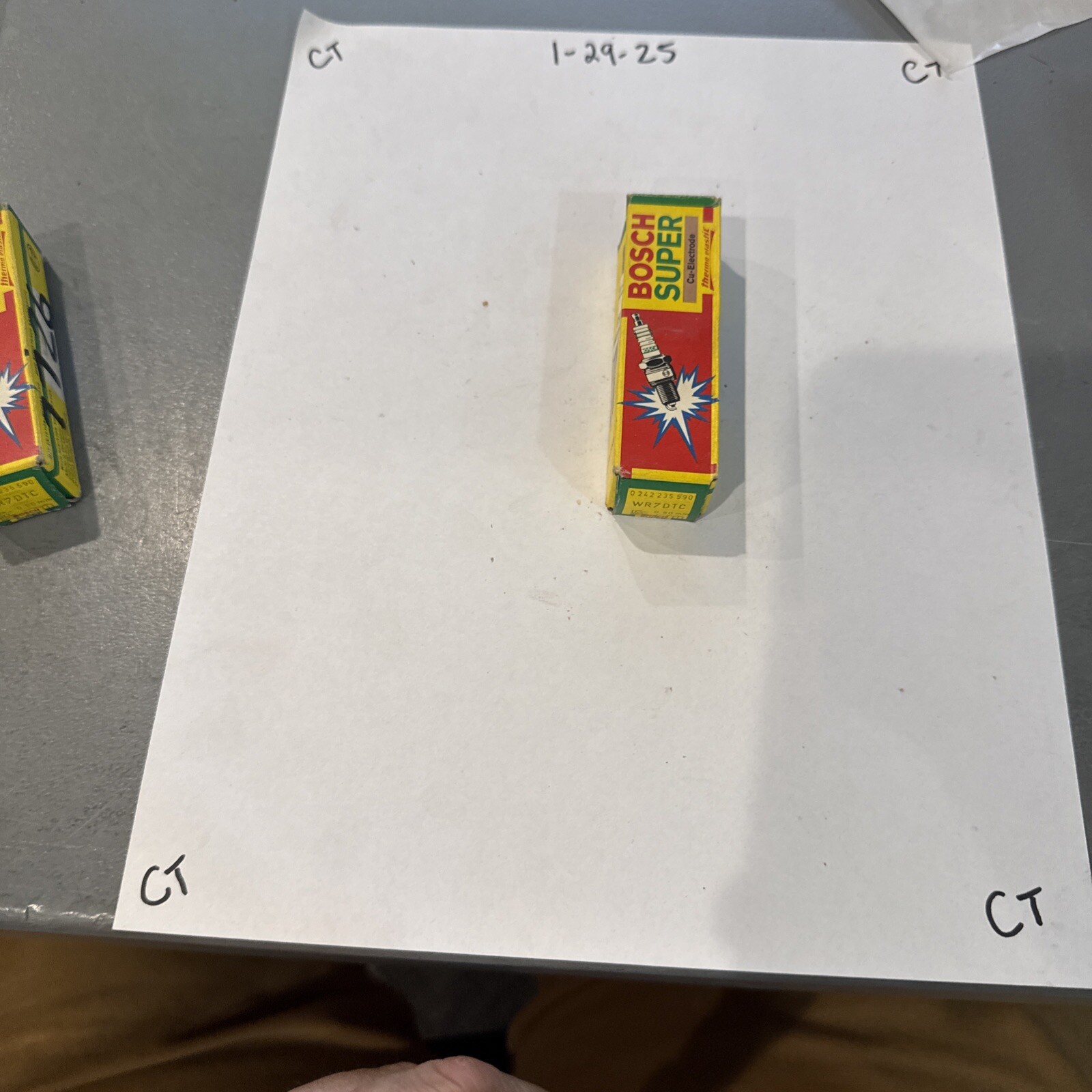 Bosch Spark Plug Wr7DTC 0242235590