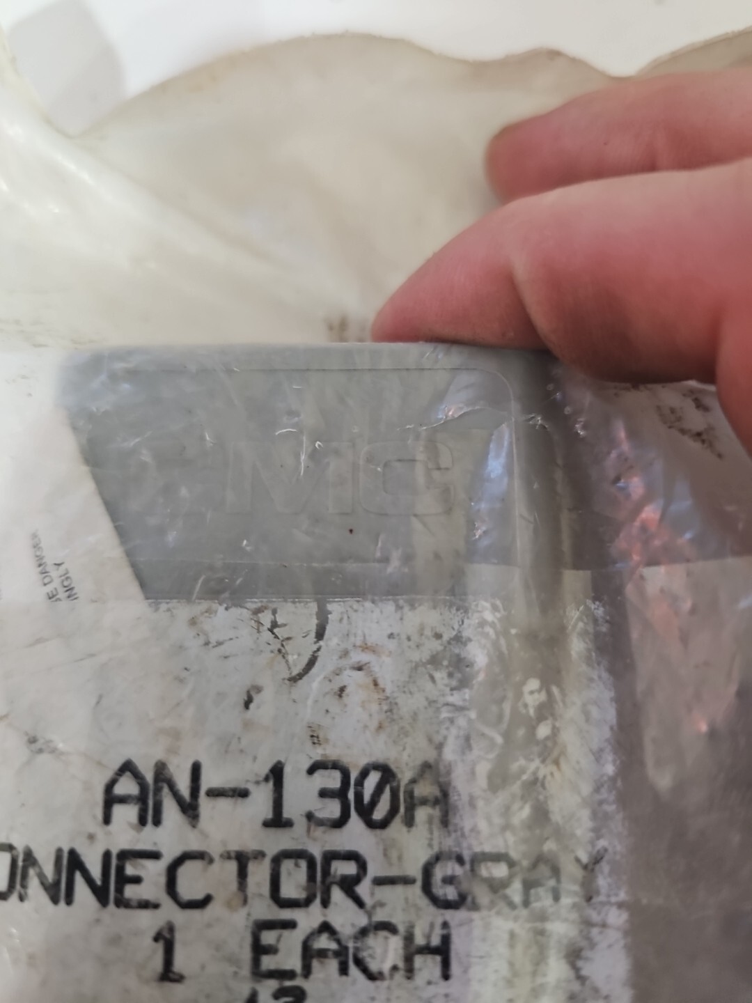 Cleveland Motion Controls AN-130A Gray Connector 175A - Image 4