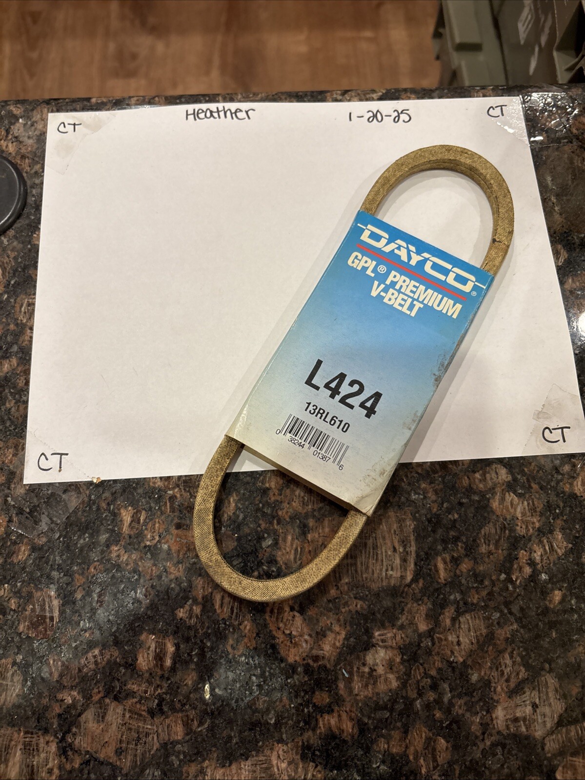 Dayco L424 Accessory Drive Belt (13RL610)