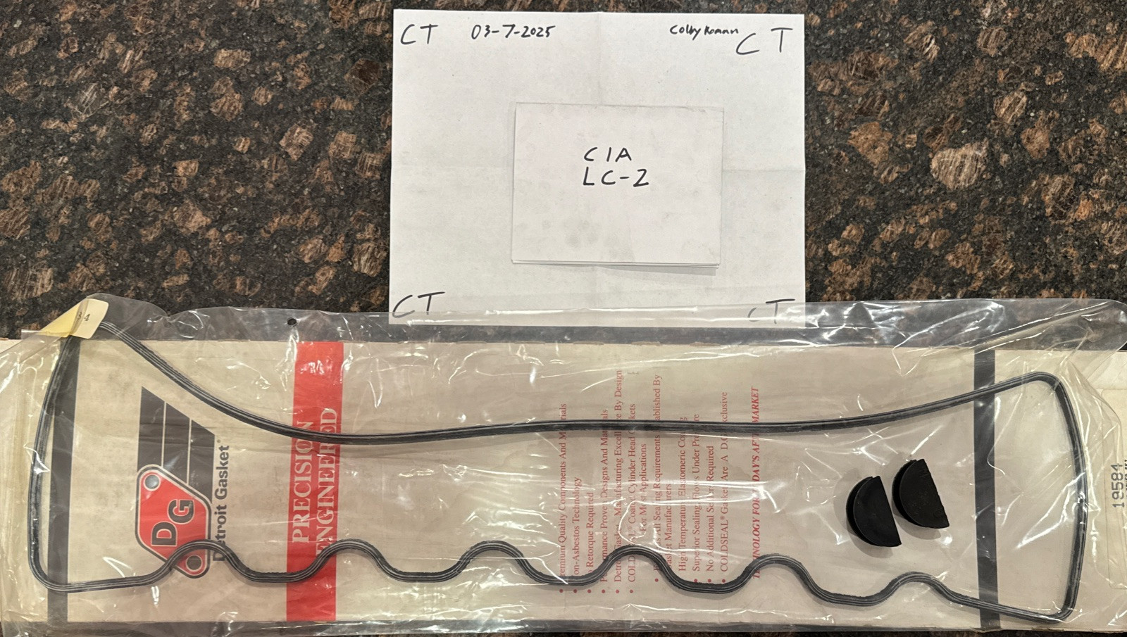 Detroit 19584 Valve Cover Gasket