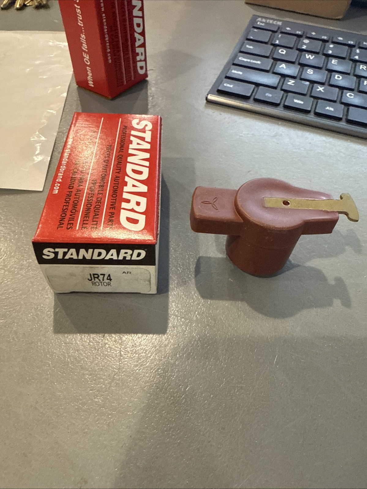 Distributor Rotor Standard JR-74