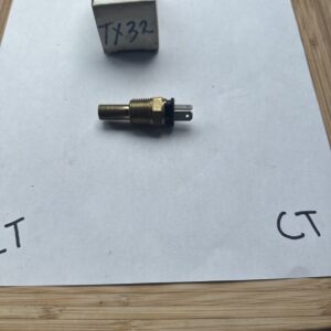 Engine Coolant Temperature Sensor Standard TX32