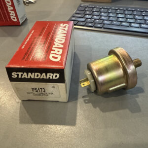 Engine Oil Pressure Switch Standard Motor Products PS173
