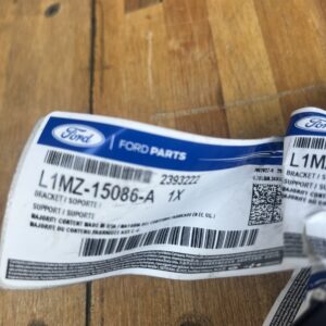 FORD OEM 2020 Police Interceptor Utility Signal Lamps-Siren Bracket L1MZ15086A