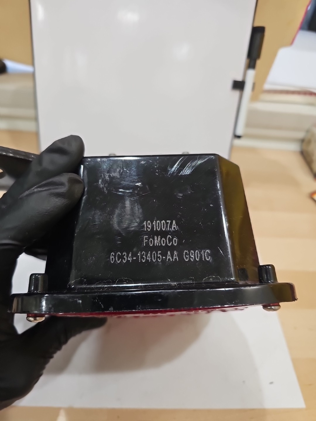 GENUINE OEM FoMoCo TAIL LIGHT ASSEMBLY (RIGHT) 6C34-13405-AA G901C - Image 3