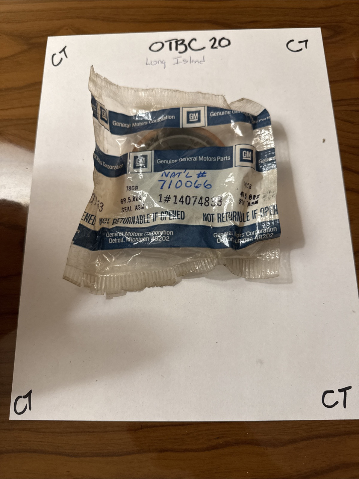 GENUINE OEM GM 14074833 Axle Seal Chevy Astro GMC Safari B18-58