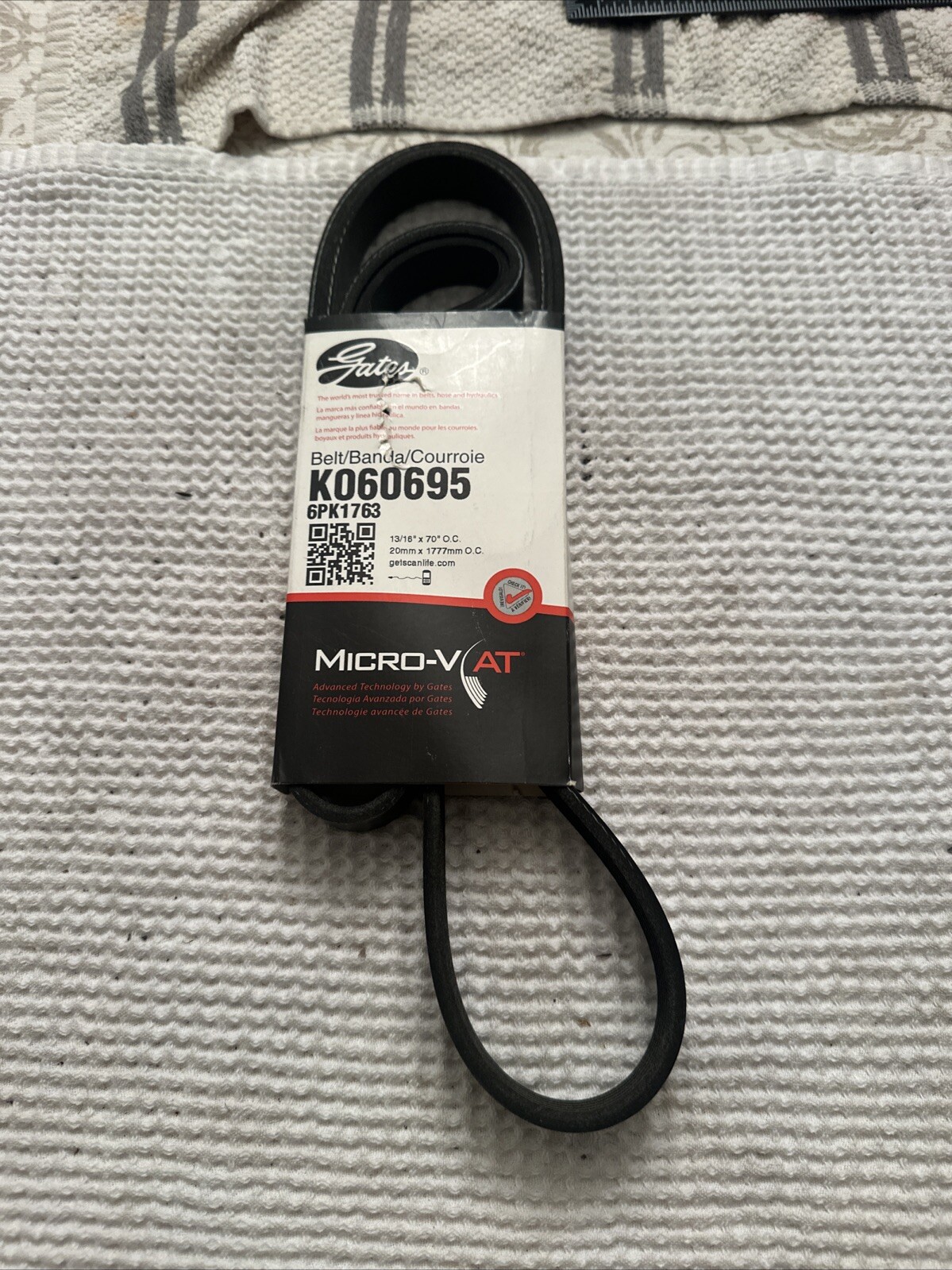 Gates K060695 Serpentine Belt 072053009293