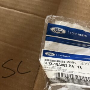 Genuine FORD OEM 04-06 Expedition Electrical Outer Bracket 3L1Z15A862BA