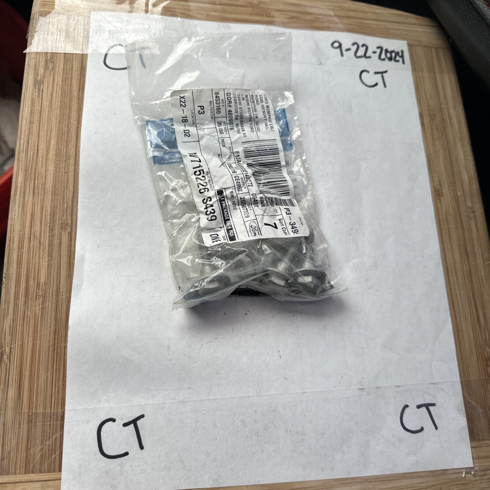 Genuine Ford Headlamp Assembly Lower Bolt -W715226-S439 - Image 3