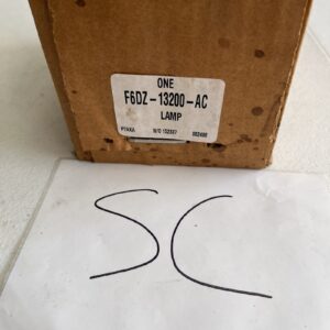 Genuine Ford Right Parking Light Lamp For Ford Taurus F6DZ-13200-AC