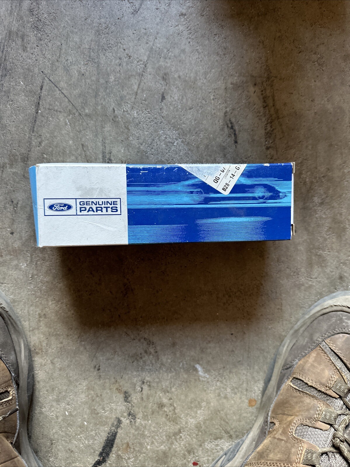 Genuine Ford Signal Lamp 9L3Z-17E748-AA - Image 3