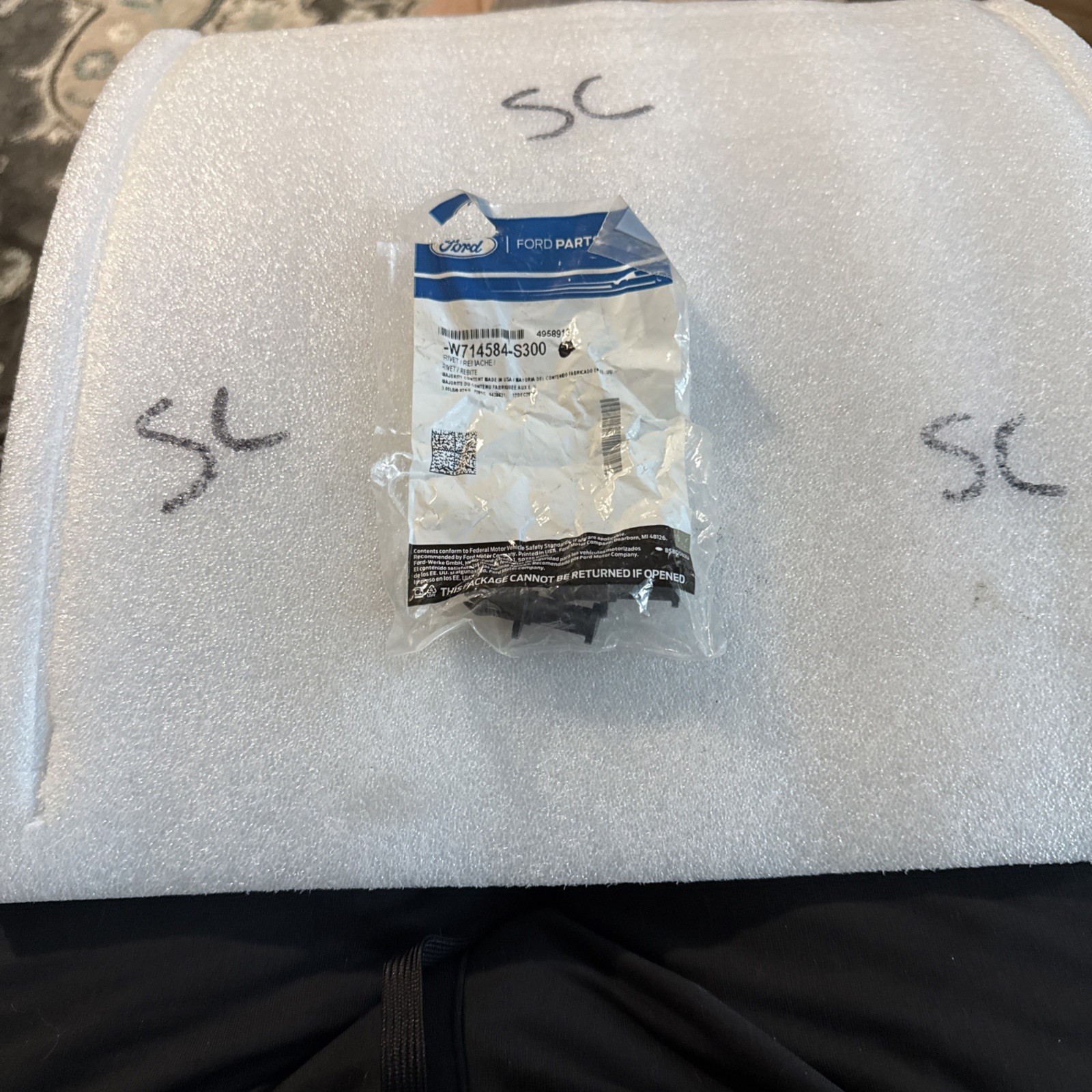 Genuine Ford Valance Panel Rivet (QTY 1) W714584-S300