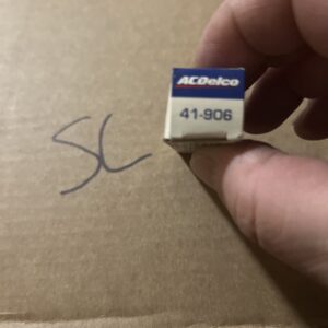 Genuine GM ACDelco OEM 41-906 Spark Plug NOS