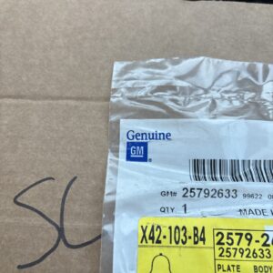 Genuine GM OEM 25792633 LT Nameplate Emblem Badge 2007-2013