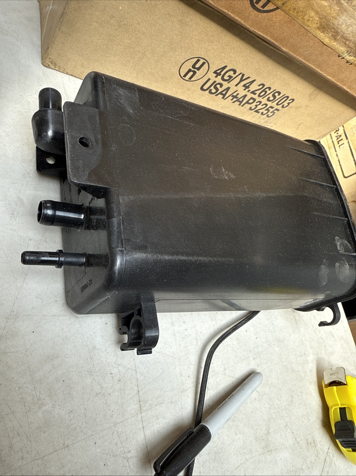 Genuine Hyundai Vapor Canister 31420-1G500 - Image 5