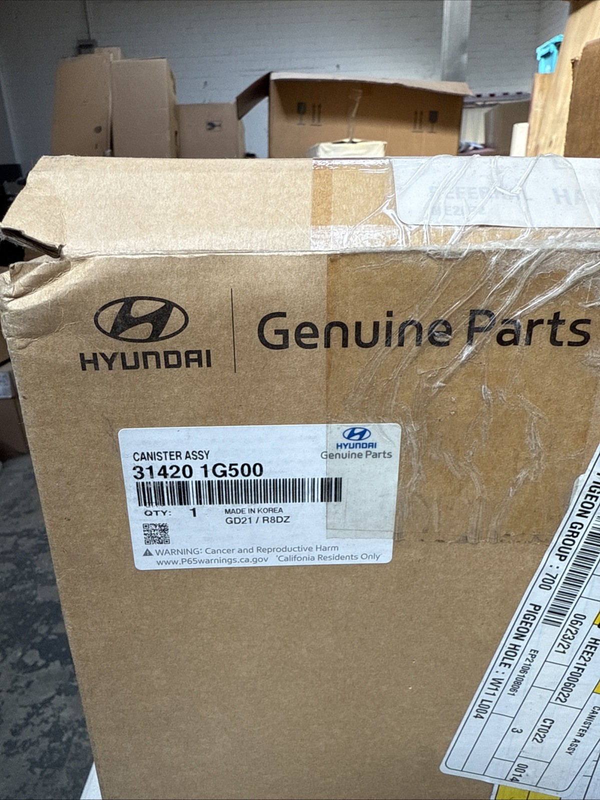Genuine Hyundai Vapor Canister 31420-1G500