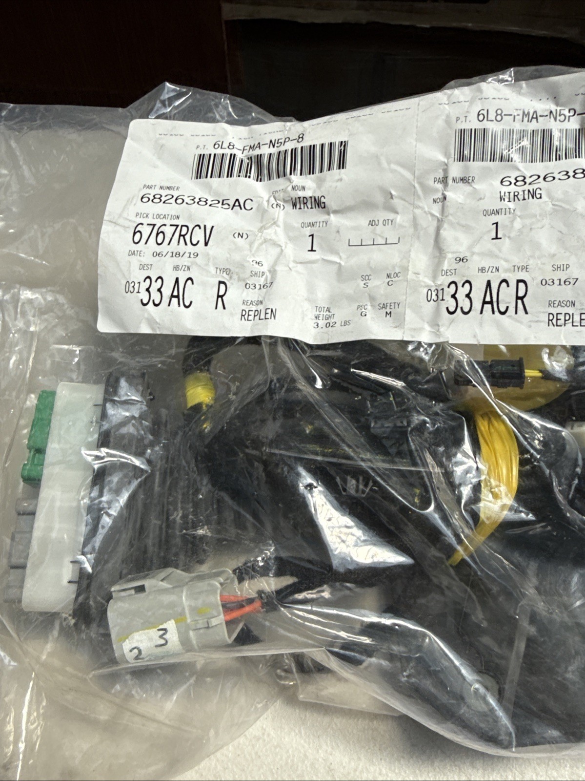 Genuine Mopar FRONT DOOR - WIRING | Mopar 68263823AA 68263825AC - Image 3