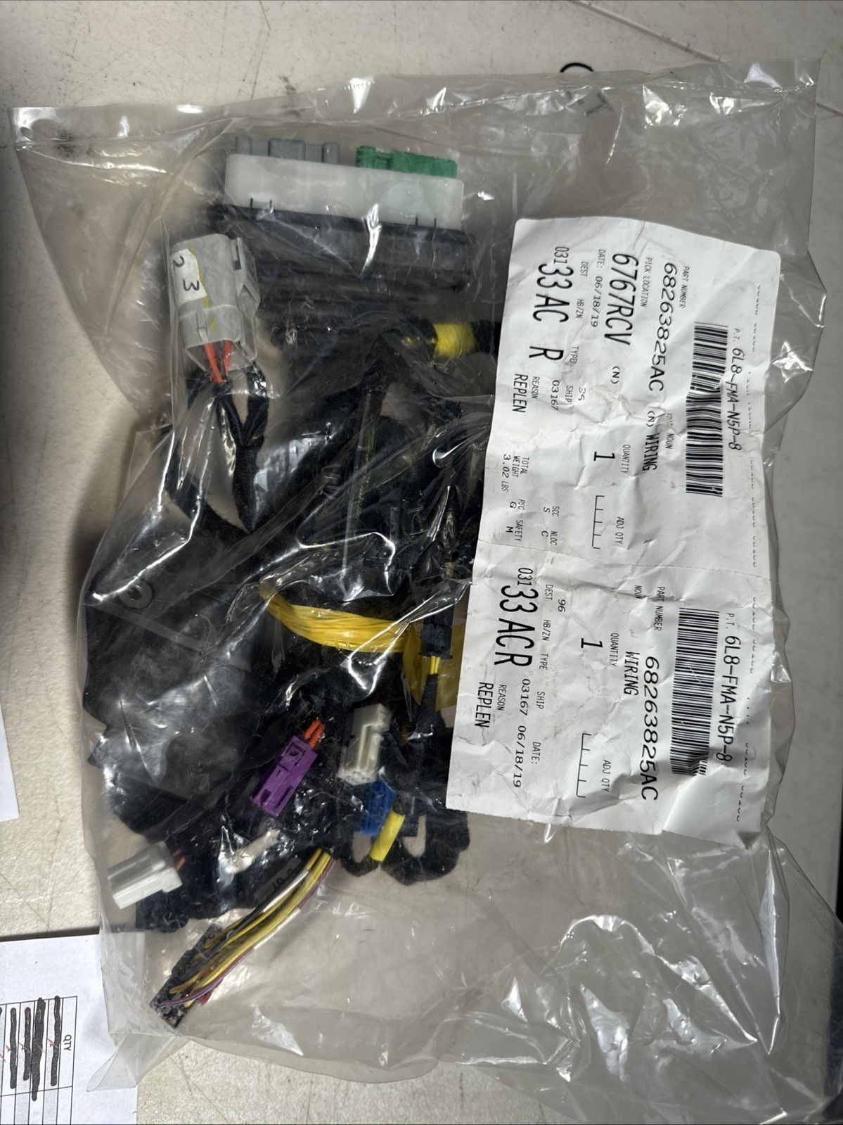 Genuine Mopar FRONT DOOR - WIRING | Mopar 68263823AA 68263825AC - Image 4