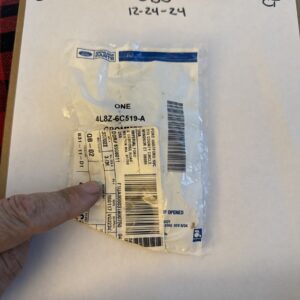 Genuine OEM Ford 4L8Z-6C519-A Valve Cover Grommet 01-05 Escape Mariner 3.0L V6