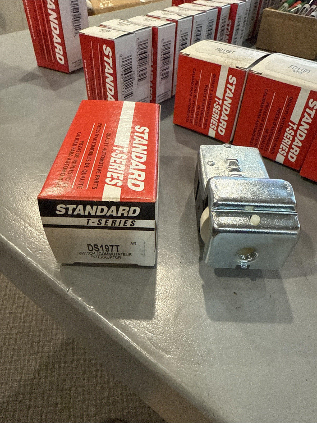 Headlight Switch Standard DS197T 40-2197 for Bronco F150 F250 F350