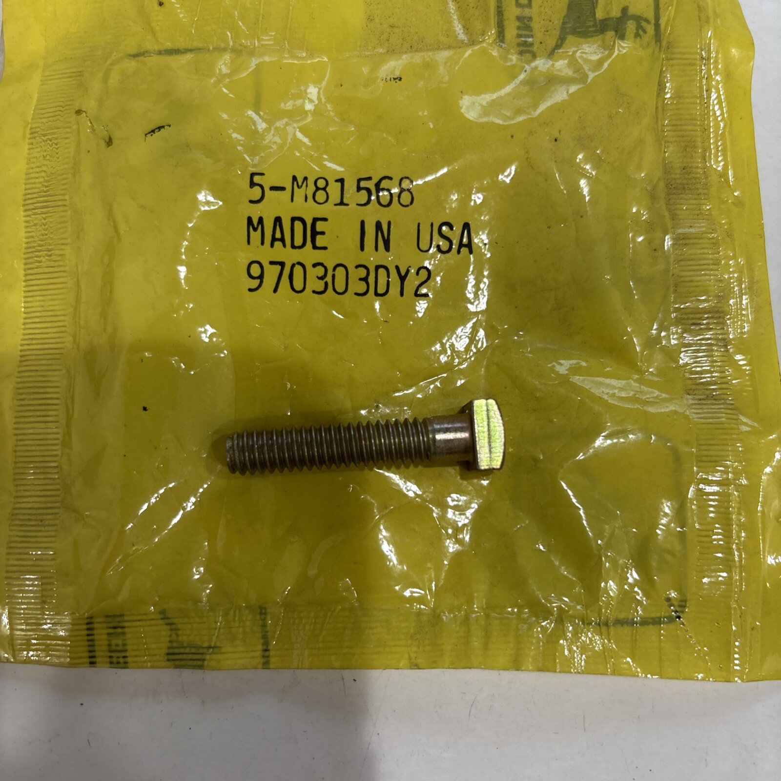John Deere M81568 BOLT - Image 3