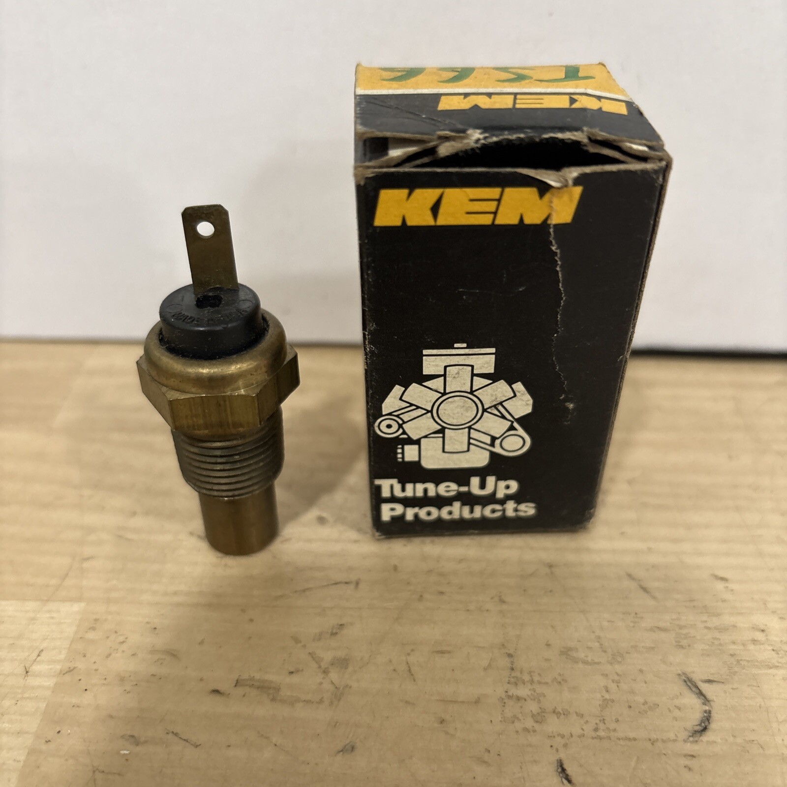 KEM TW-43 Engine Coolant Temperature Sender (Standard TS66) - Image 3
