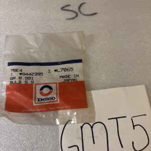 L7065 AC Delco Light Bulb Front NOS for Chevy Olds Le Sabre De Ville Express Van