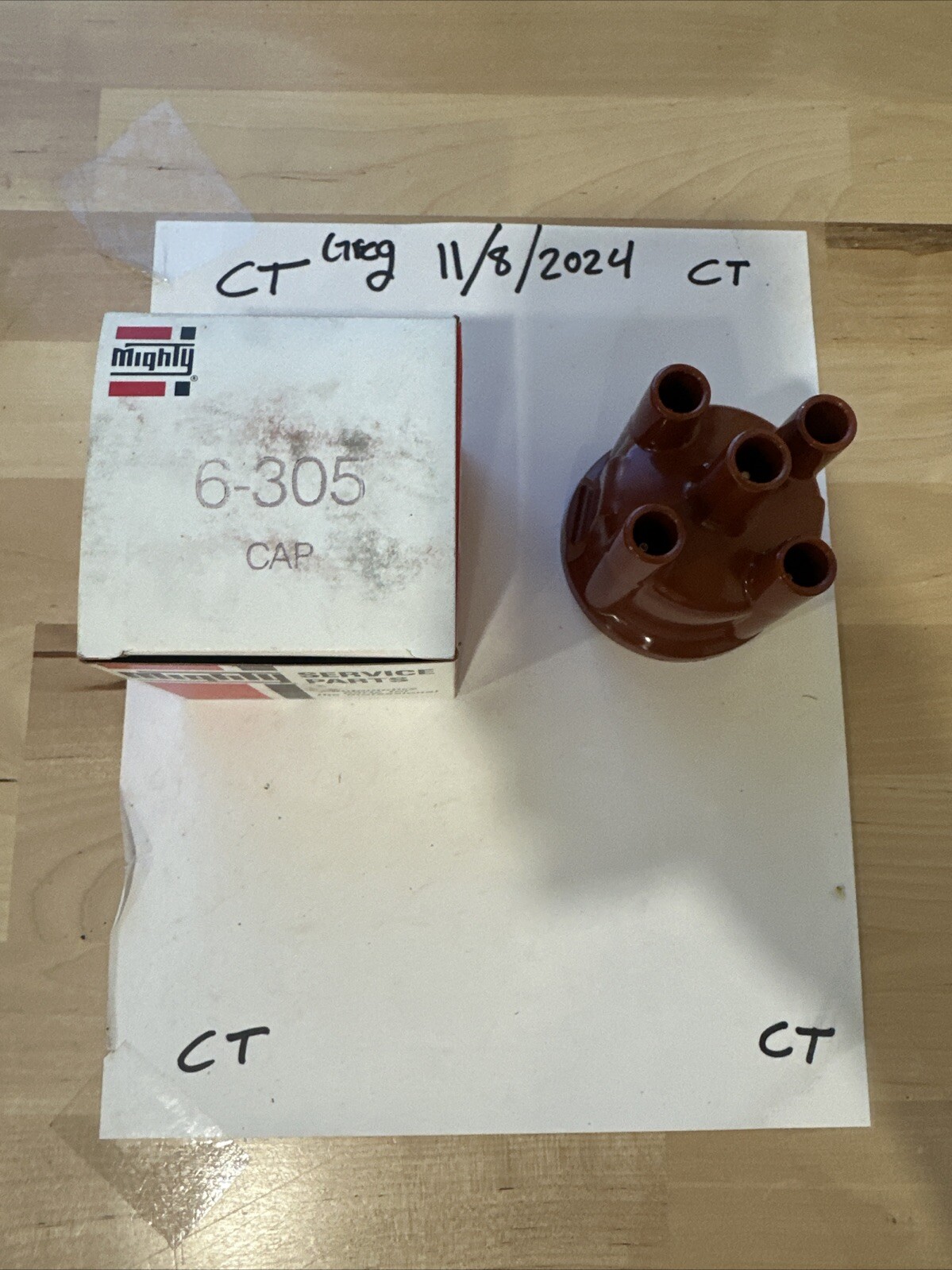 MIGHTY 6-305 STANDARD CH405 CHRYSLER DODGE PLYMOUTH DISTRIBUTOR CAP NOS