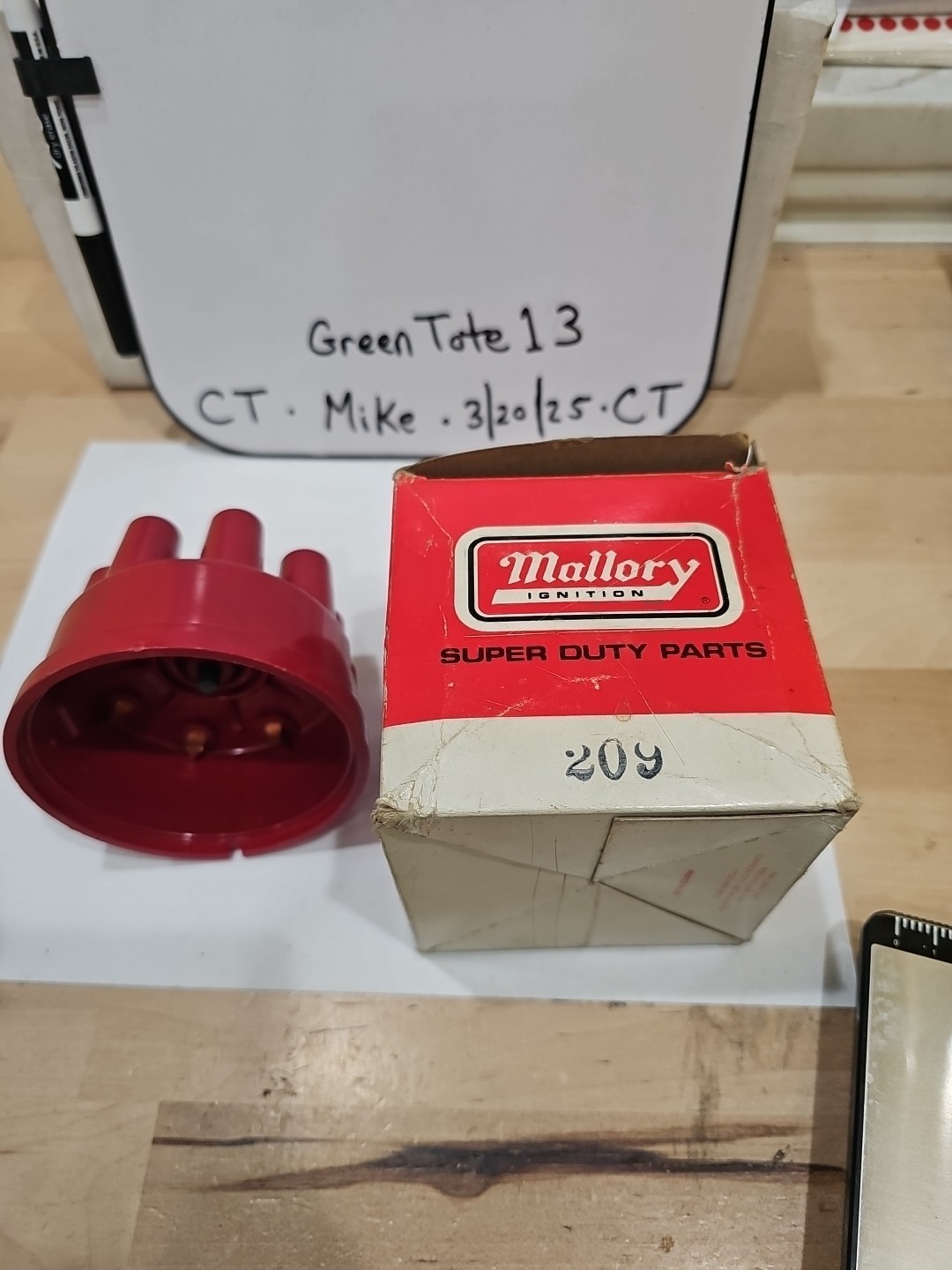 Mallory Distributor Cap 209; Fits 25, 26, 27, 37, 38, 47, 50, 57, 60 Series 8cy - Image 3